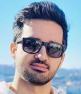 Ashkan Sheikhi. Portrait photo.